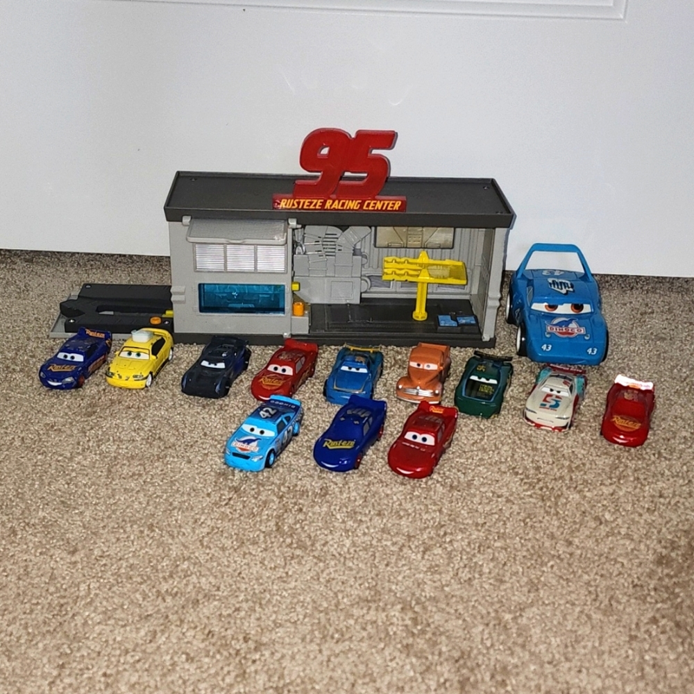 Rayo McQueen toys